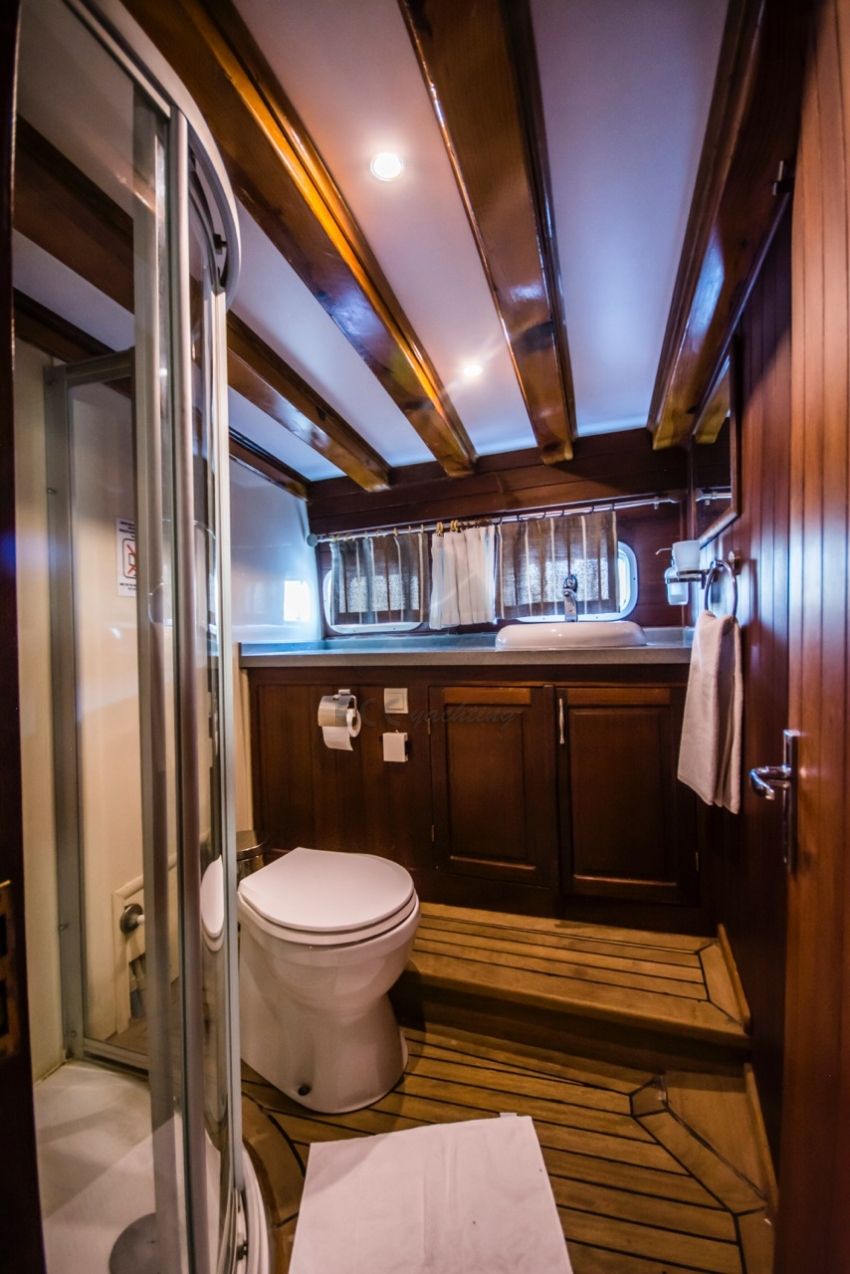 Ece Akyazı Banyo - WC