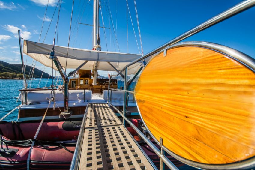 Ece Akyazı Pasarella