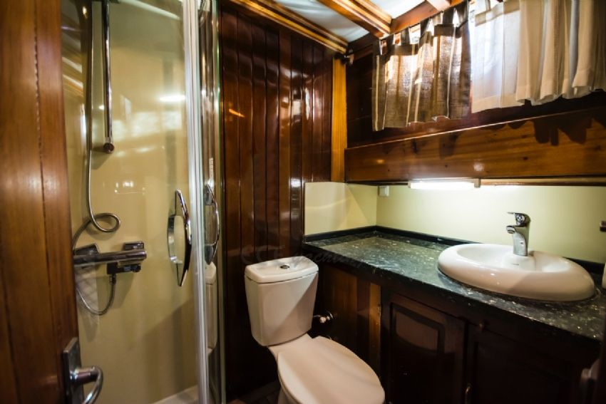 Ece Akyazı Banyo - WC