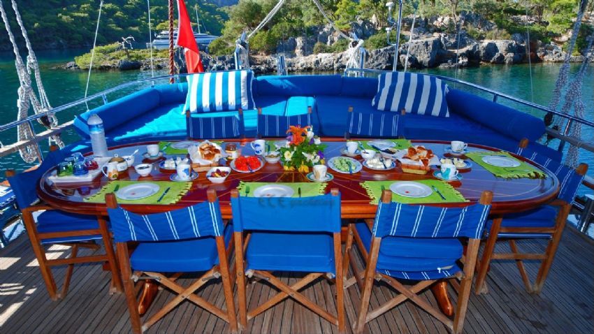 p funda yemek masası