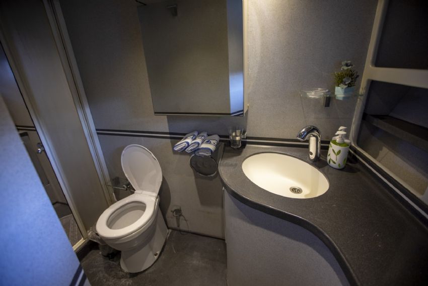 Poseidon F_Twin Kabin_Banyo