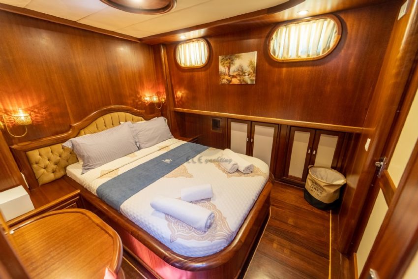 Princess Bugce Yacht, Double Cabin.