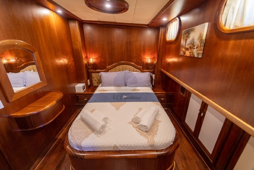 Princess Bugce Yacht, Double Cabin.