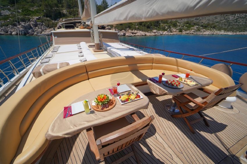Princess Bugce Yacht, Seating Area