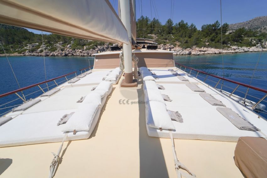 Princess Bugce Yacht, Sun Deck