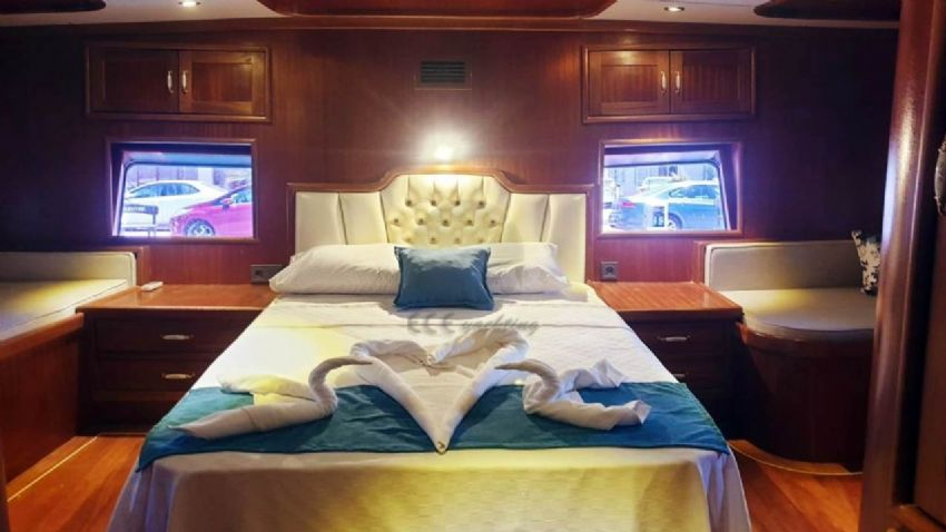 Queen Duru, Master Kabin