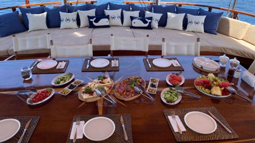 Queen Of Datça ön güverte