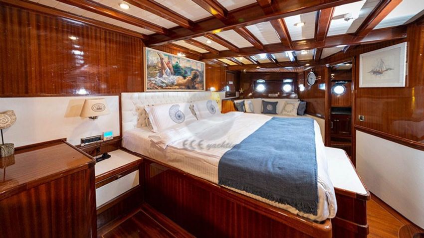 Queen Of Datça Yatı master kabin