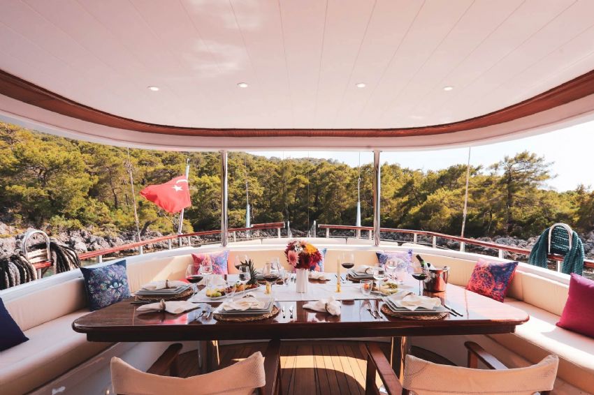 Ece Araklı Double Kabin