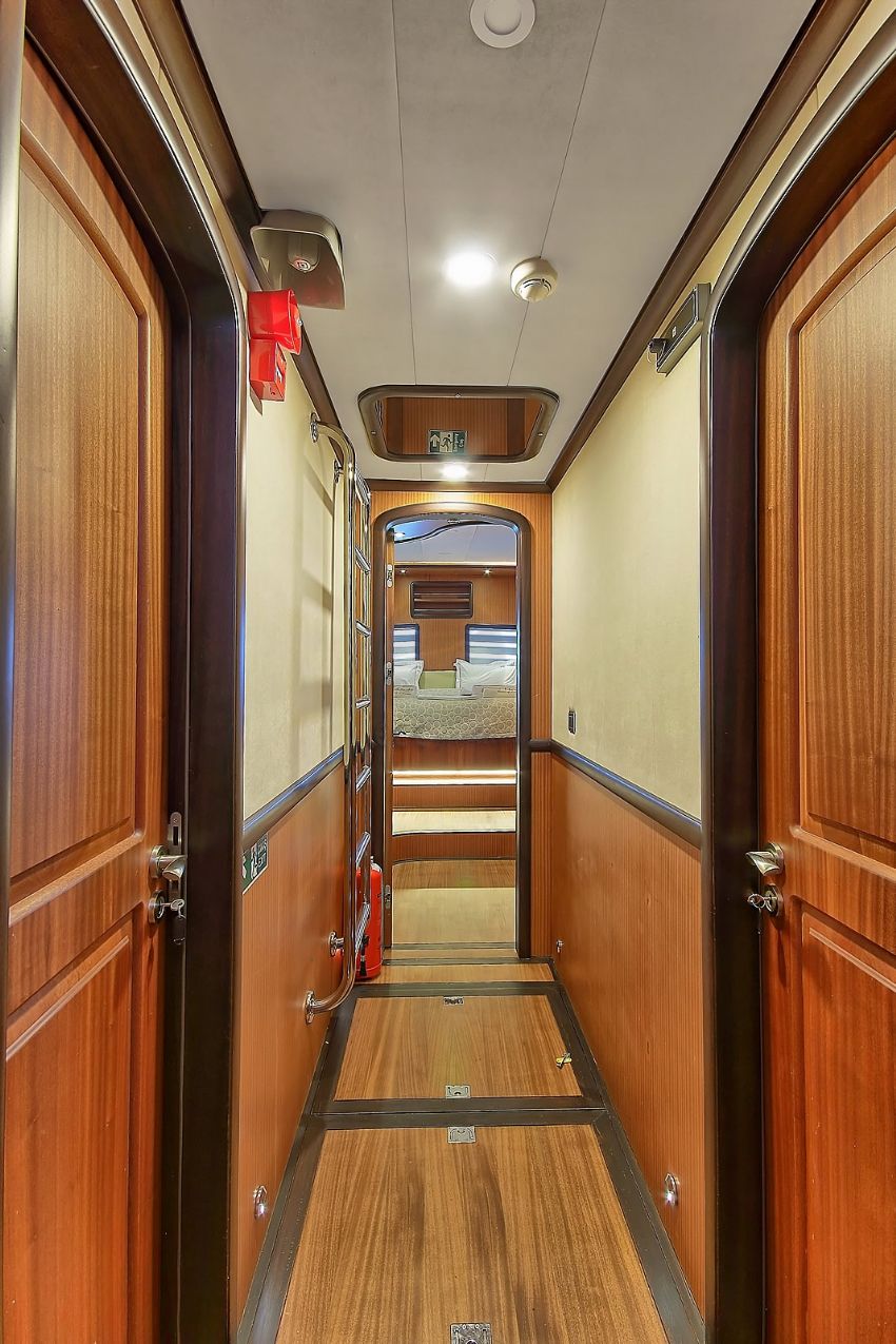 Queen Of Salmakis Yacht, Passageway.