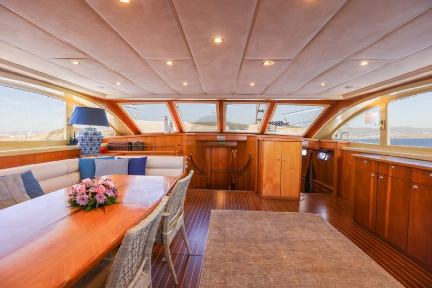 Queen of Sea Salon