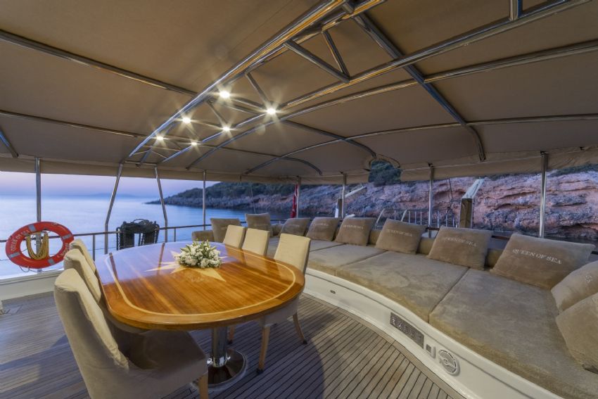 Queen of Sea Ön Güverte