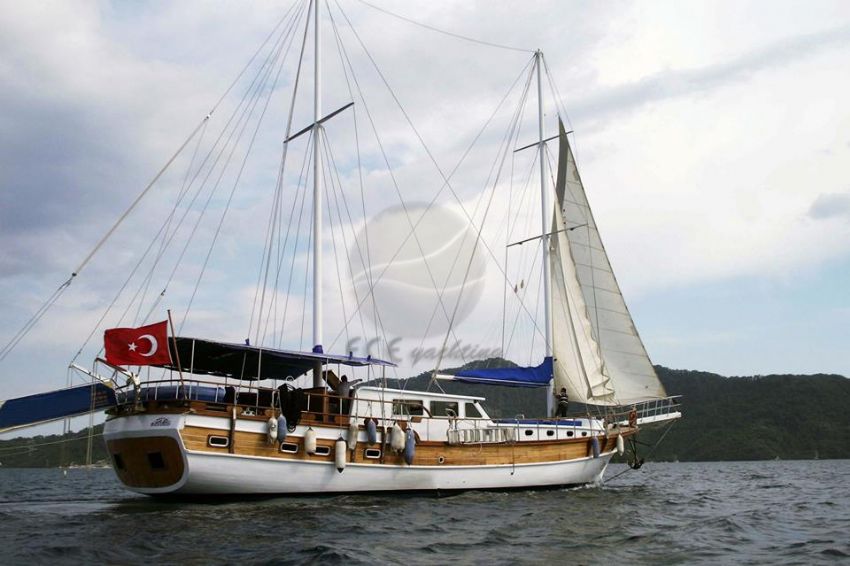ramazan oğlu guleti dış çekim.  R. Oglu Yacht, Starboard Aft.