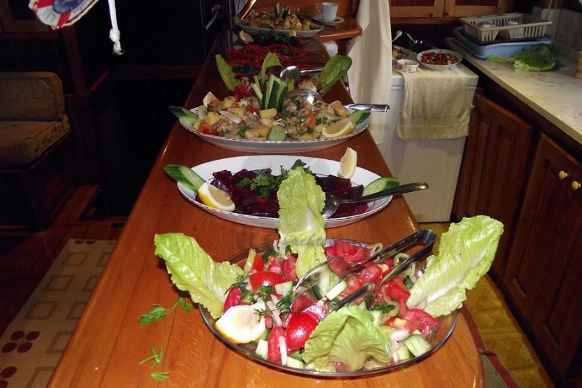 ramazanoğlu kabin koridoru. R. Oglu Yacht, Passageway.