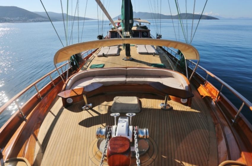 Ros Mare Gulet, Bow Seating Area.