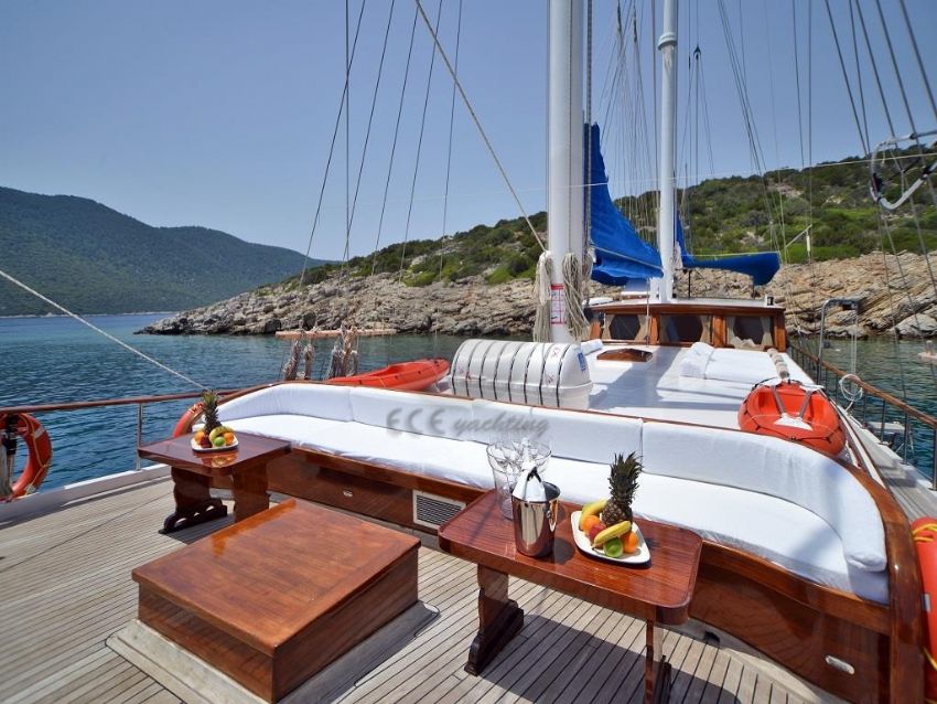 Salmakis teknesi kabin 2