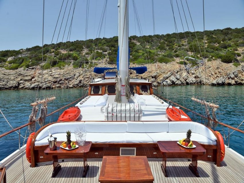 Salmakis teknesi kabin 3