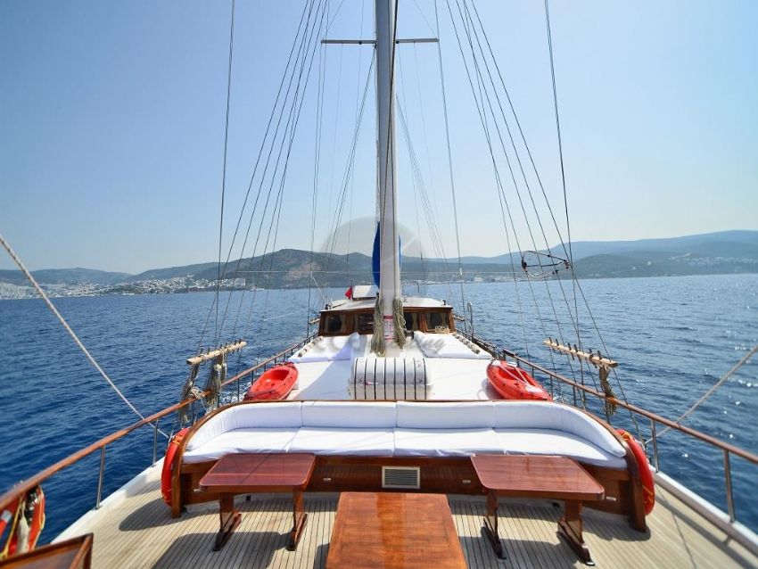 Salmakis teknesi kabin 1