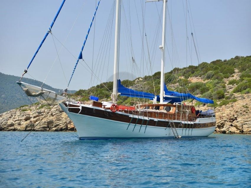 Salmakis teknesi salon