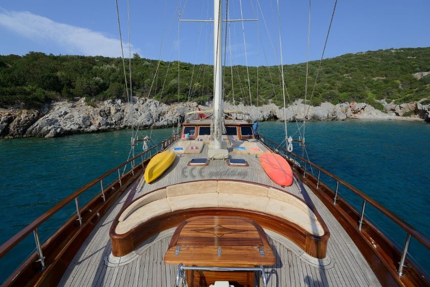 Samarkand Teknesi Arka Yemek Masası - Dinlenme Alanı