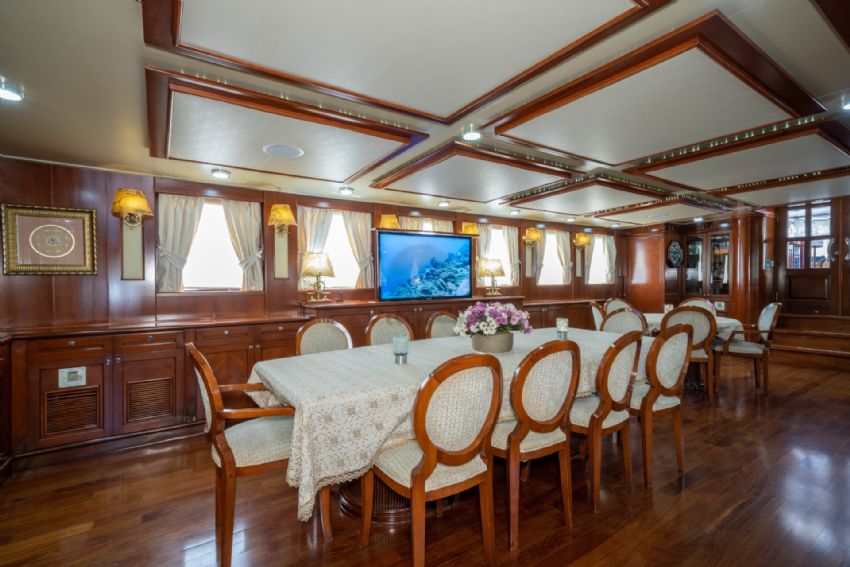 Sea Dream Yacht, Lounge Luxury.