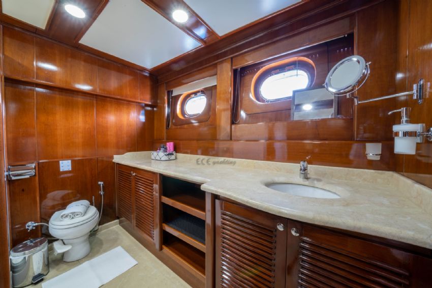 Sea Dream Yacht, En Suite.