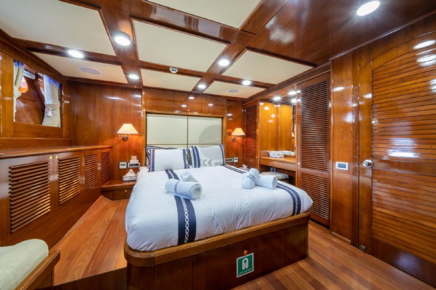 Sea Dream Yacht, VIP Cabin.