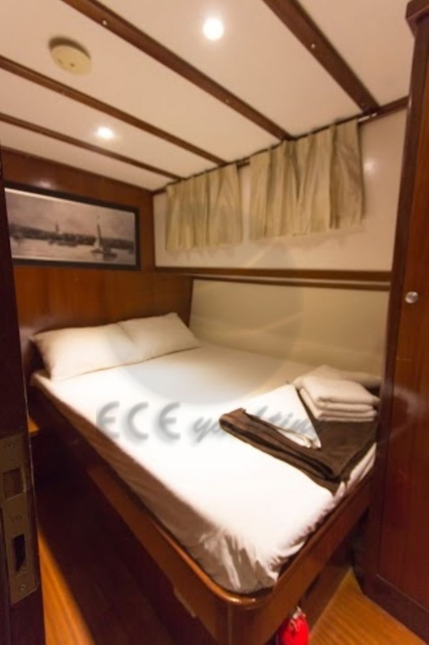 Sea Star Yacht, Double Cabin 2.