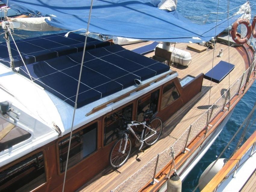 Seher 1 Gulet Yacht, Starboard Side Walkway.