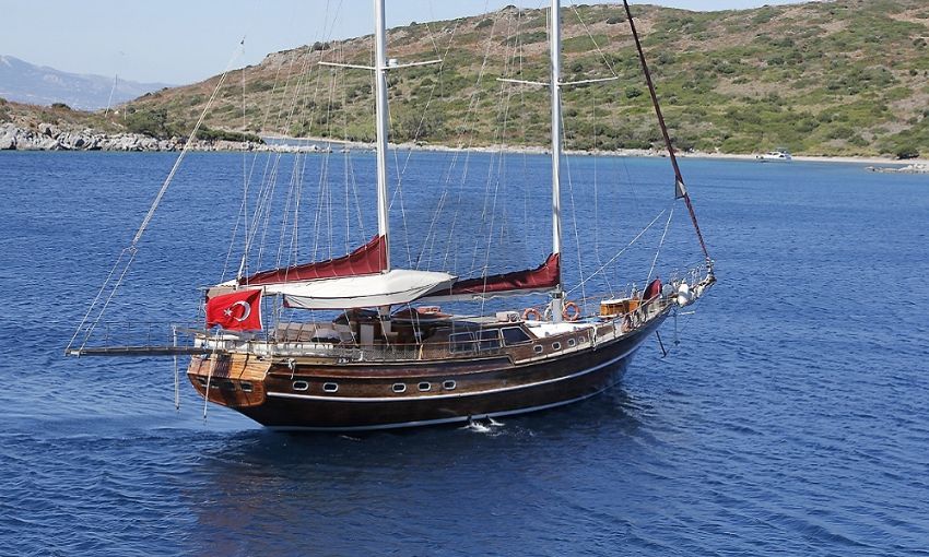 Şeker Ayşe teknesi güverte 2.Seker Ayse Gulet,  Starboard Aft.