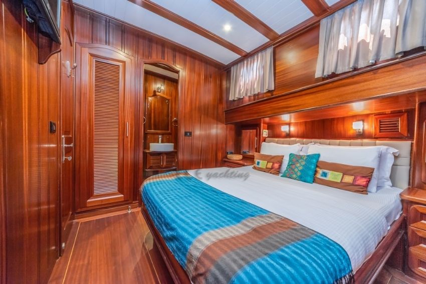 Sema Tuana Yacht, Master Cabin.