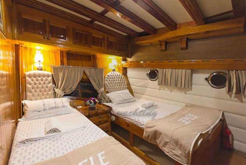 semele yat triple kabin