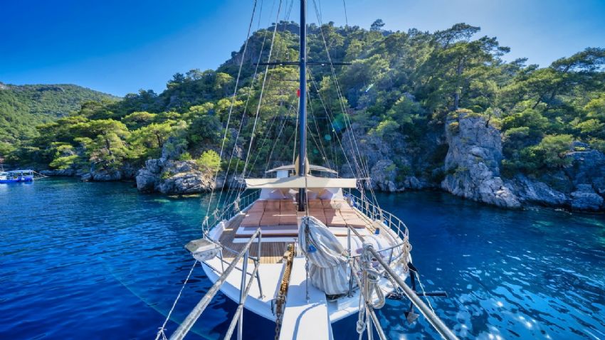 Ece Serenidad Gulet, Port Side.