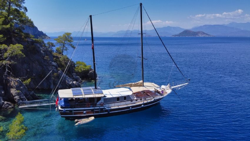 Ece Serenidad Gulet, Front View.