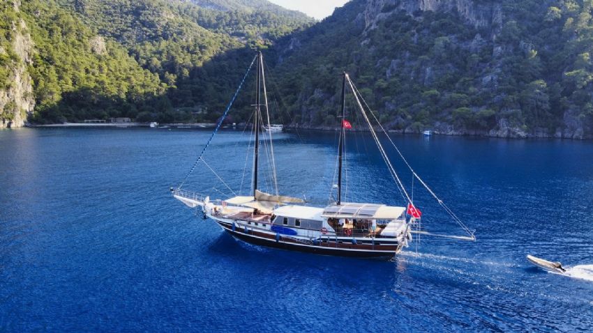 Ece Serenidad Gulet, Front Deck.