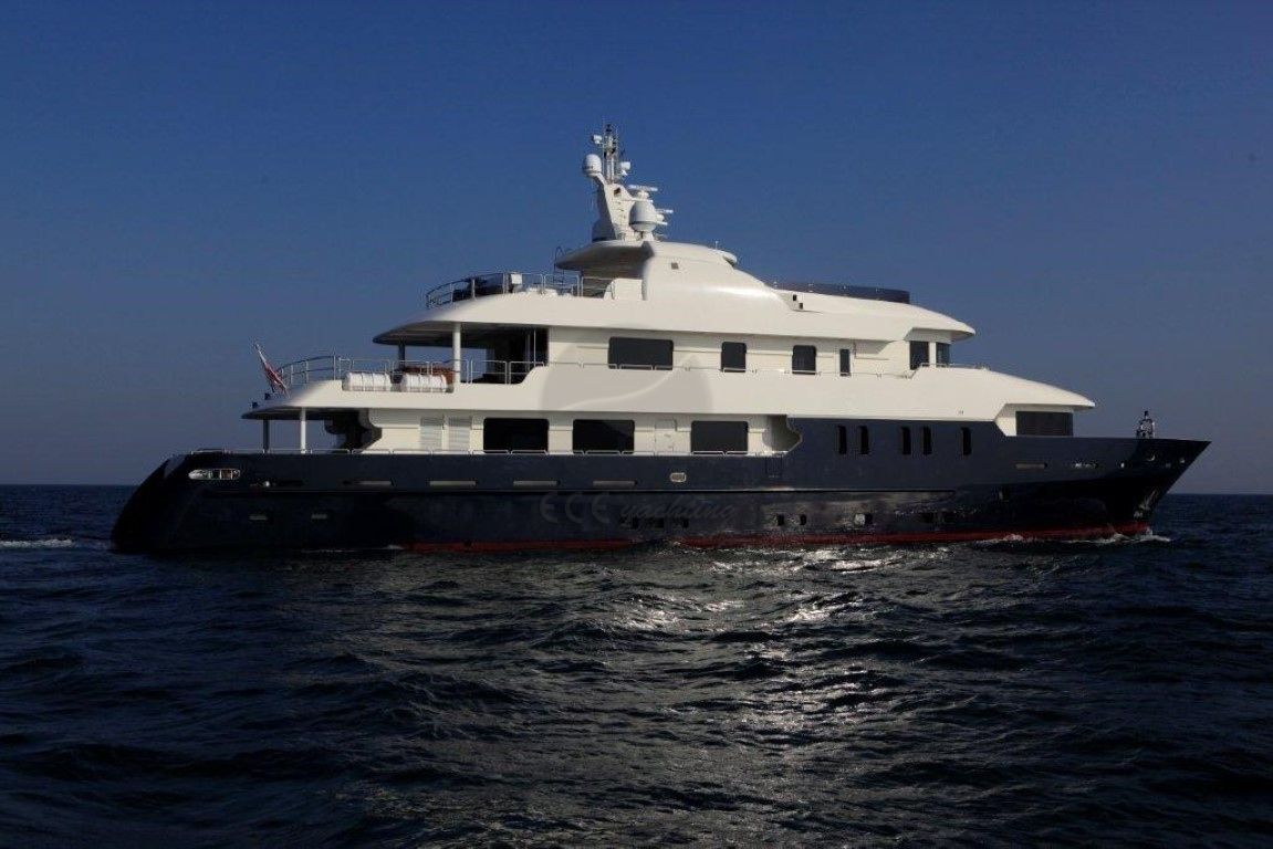 M/Y Serenity 2