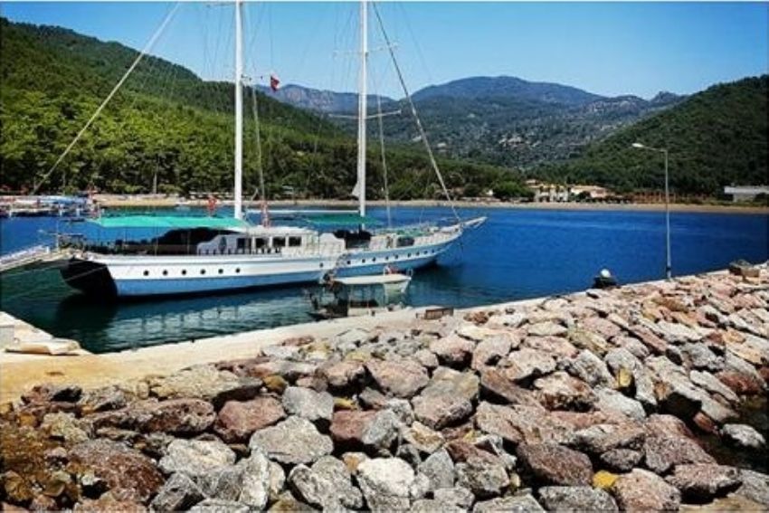 Seyhan Can Yacht, Incredible Colours Of Summer.