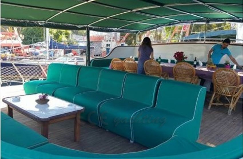 Seyhan Can Yacht, Aft Deck Seating.