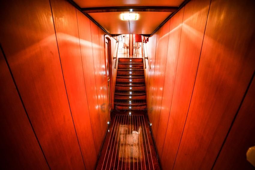 Seyhan hanna teknesi koridor