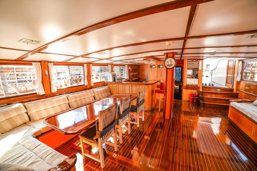 Seyhan hanna guleti iç salon