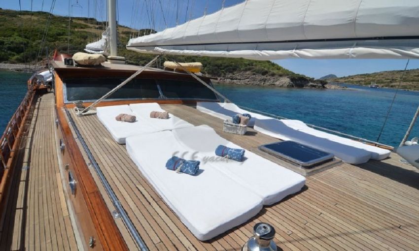 Smyrna Gulet, Raised Sun Deck.