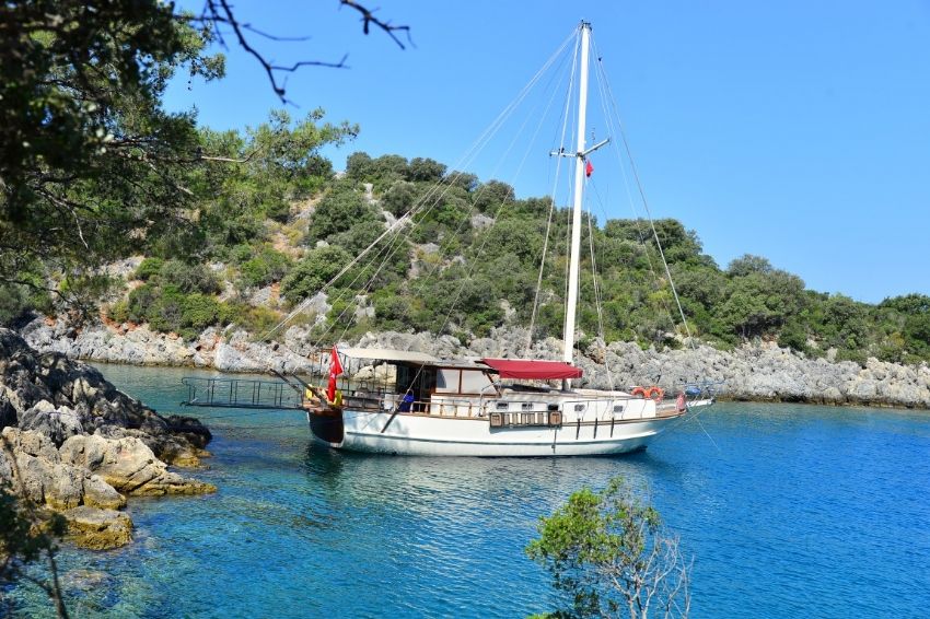 Suna Gulet, Sailing İn Fethiye.