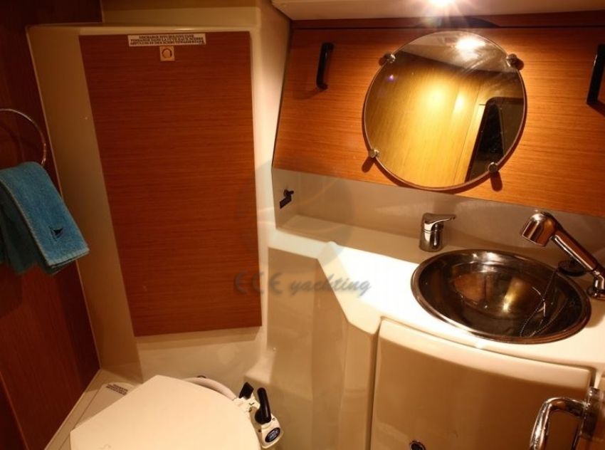 Sun Odyssey 36 Sail Boat, En Suite.