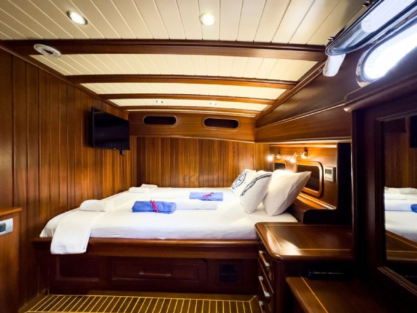 Gulet Kaptan Sani 2 Banyo-WC