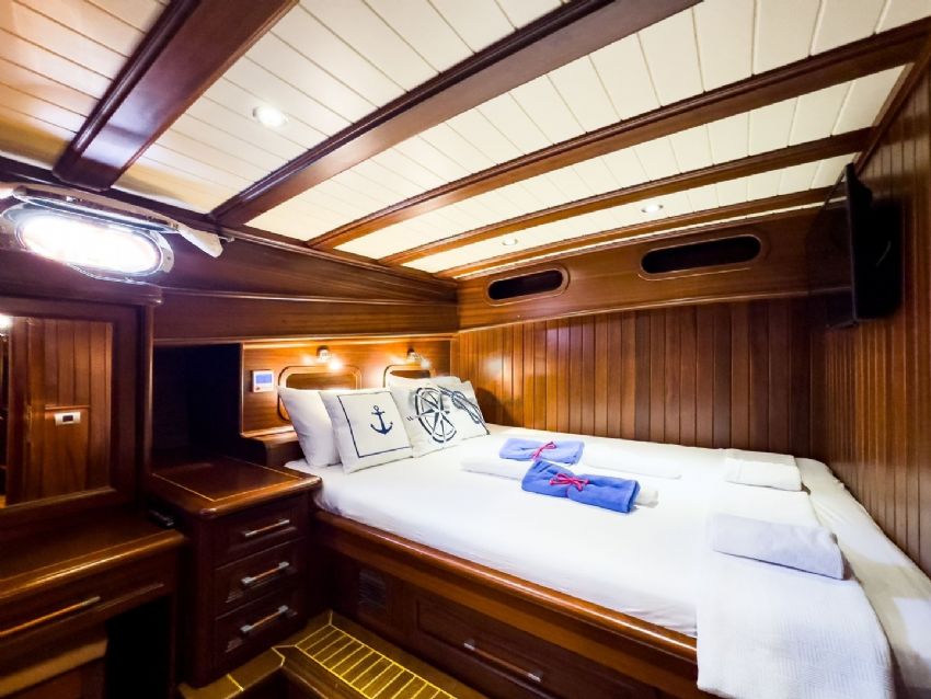 Gulet Kaptan Sani 2 Banyo-WC