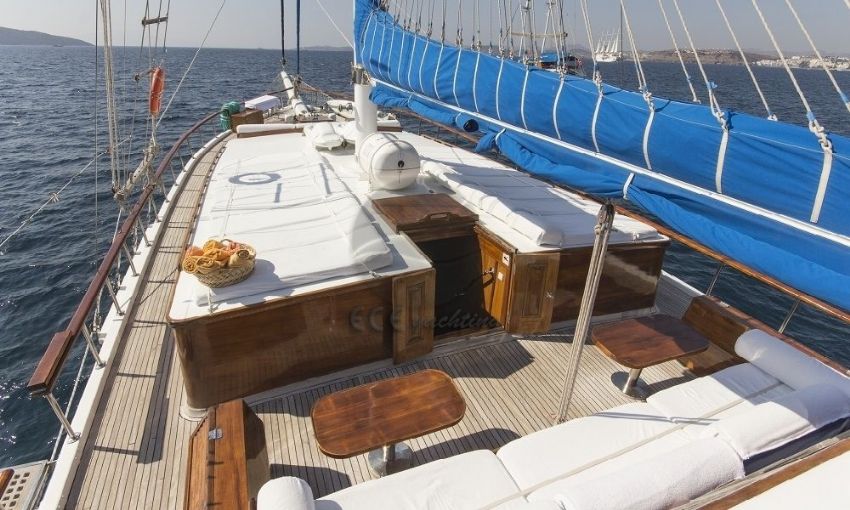 Sun World 9 Guleti Ön Güverte