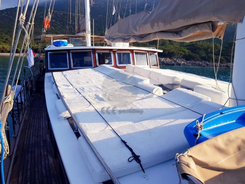 Techne Yacht, Sun Deck Awning.