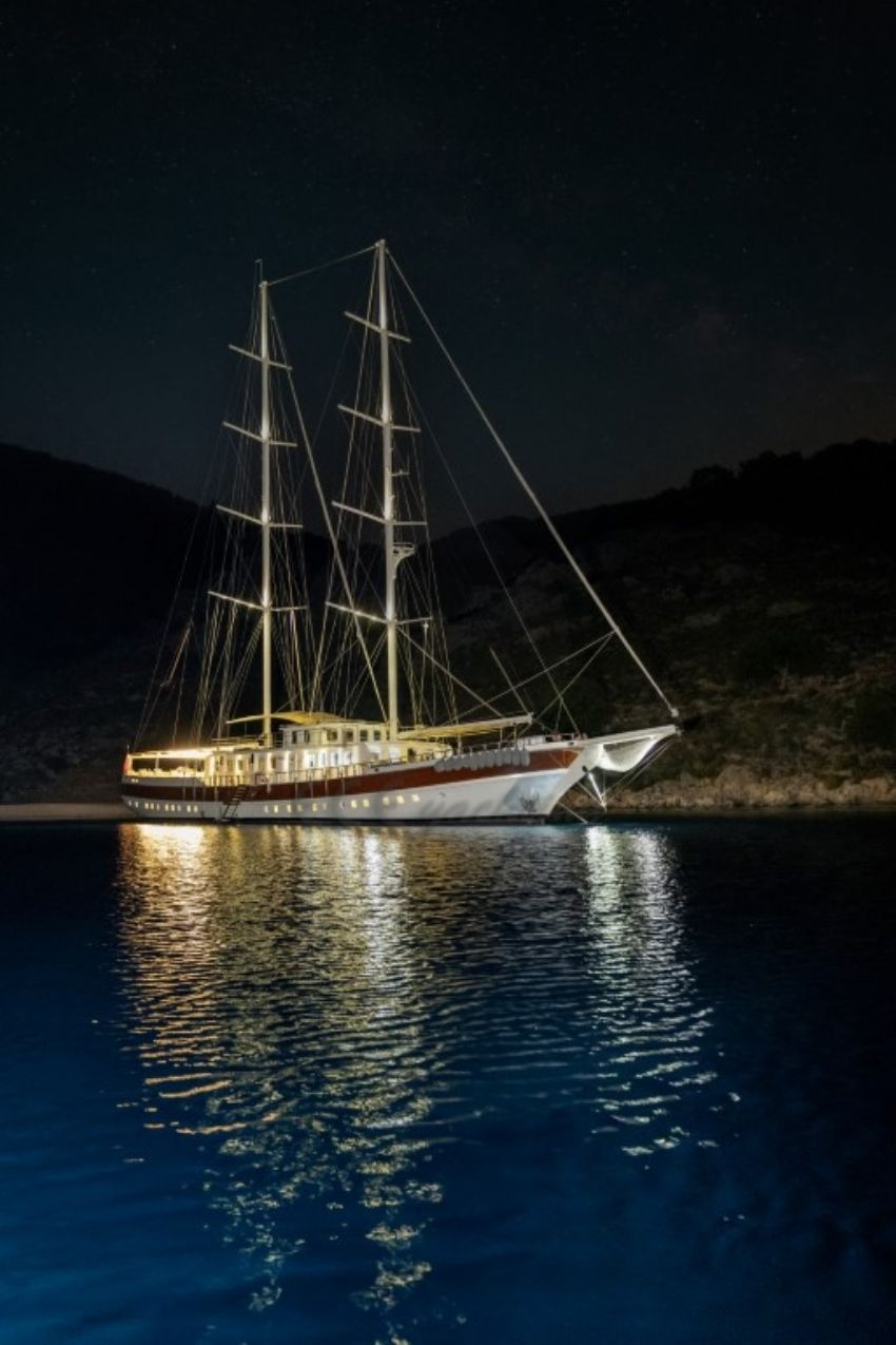 TERSANE 8 Dış Görünüm