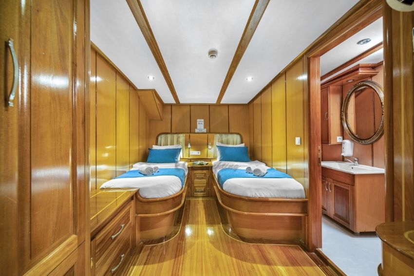 TERSANE 8-Twin Kabin