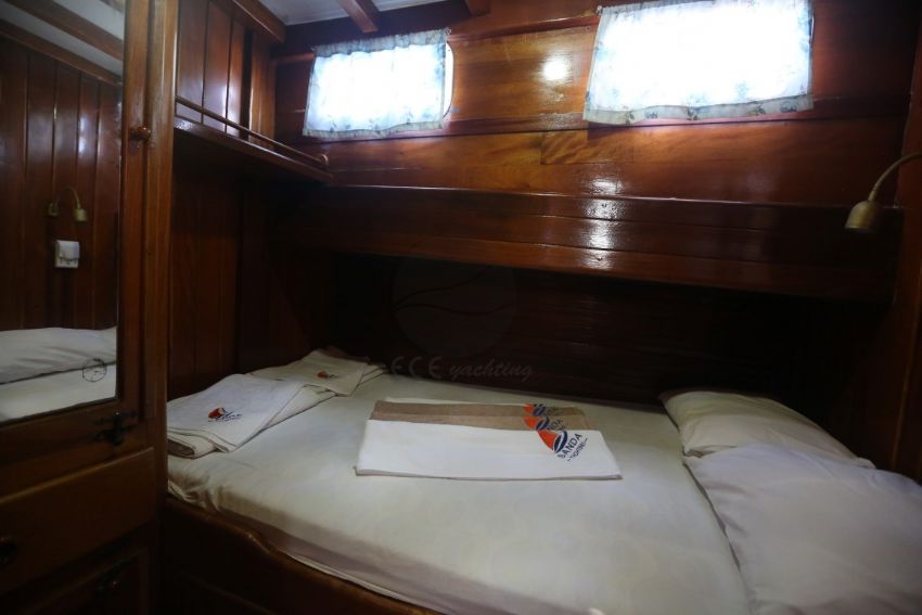 Urania teknesi arka güverte 